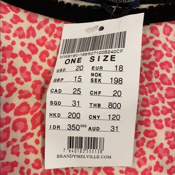 Cute brandy melville tank top! - Picture 5 of 5